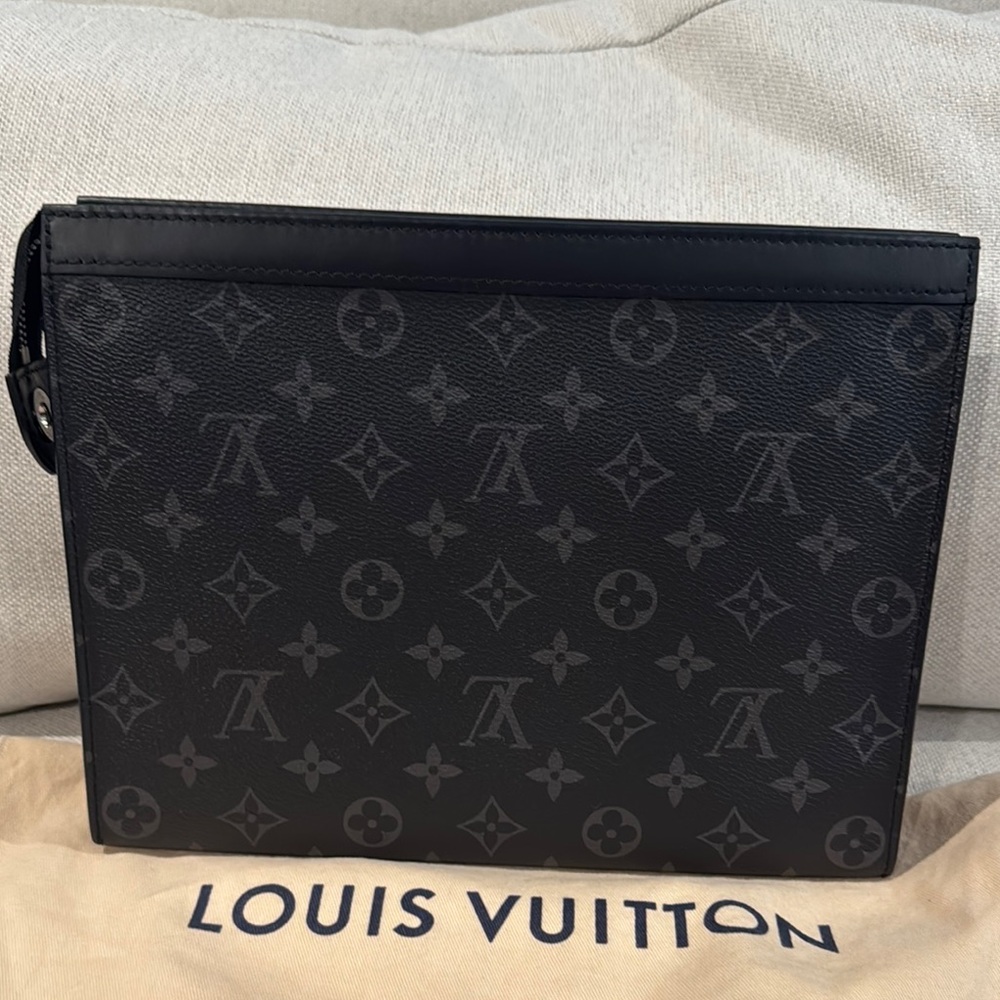 Louis Vuitton Monogram Eclipse Voyage MM